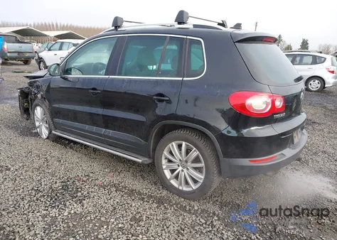 2011 Volkswagen Tiguan Sel из США, поврежденный, VIN WVGBV7AX4BW537920